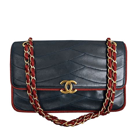 antique vintage chanel bags 1970s|pictures of old Chanel purses.